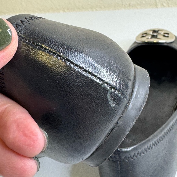 Tory Burch Black Leather Round Classic Reva Ballet Flat Black Silver Logo Size 7 - Picture 5 of 8